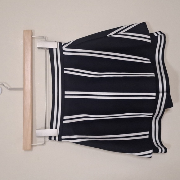 Maje Women's Black Ikila Striped Skort SZ 34 EU - Picture 6 of 12